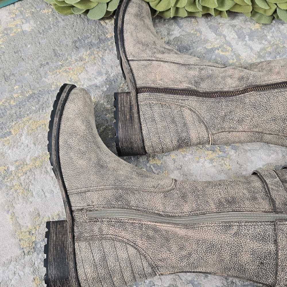 Matissee Roady Distressed Riding Moto Boot - Picture 7 of 14